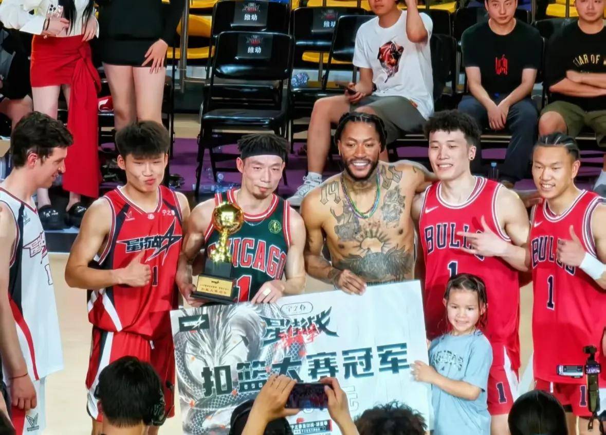 前篮球巨星转投当地职业联赛，反响热烈的简单介绍